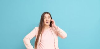 Leaking Amniotic Fluid vs. Discharge: How to Tell the Difference During Pregnancy Leaking Amniotic Fluid vs Discharge