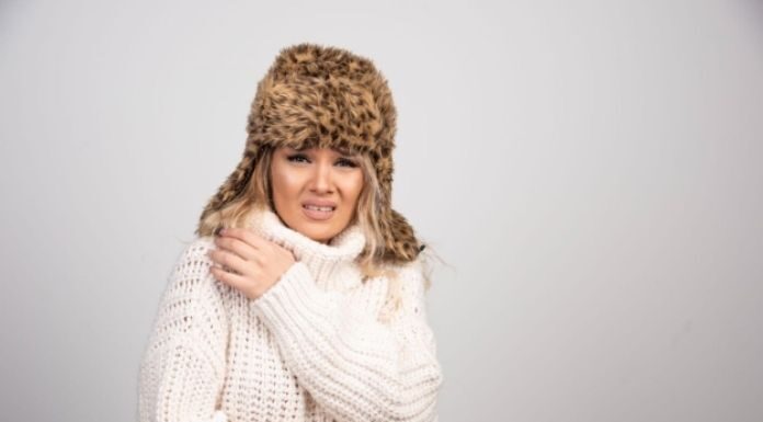 Are Your Winter Clothes Making You Itchy and Cold? The Hidden Health Risks of ‘Tech’ Fabrics Are Your Winter Clothes Making You Itchy and Cold