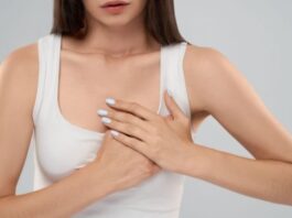 Dark Skin Under Your Breasts? How to Tell If It’s Acanthosis Nigricans, Intertrigo, or Ringworm Dark Skin Under Your Breasts