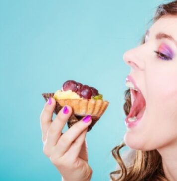 How to Make a Sweet Tooth Go Away (Without Feeling Deprived) How to Make a Sweet Tooth Go Away