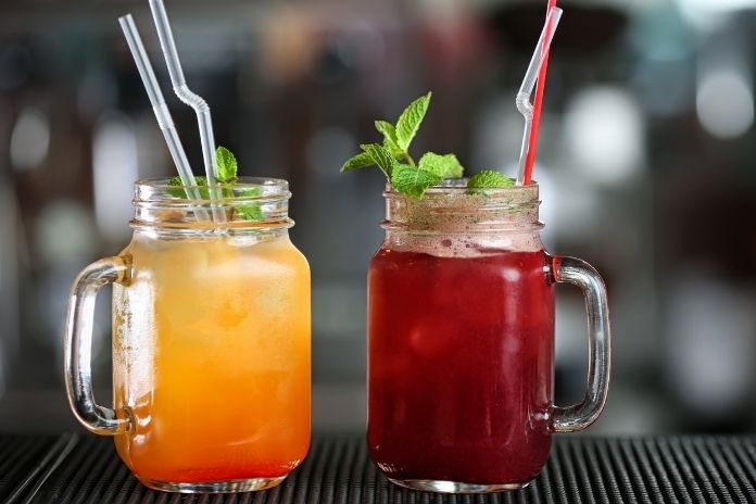 Mocktails vs Cocktails: Which Is Actually Better for Your Body? Mocktails vs Cocktails