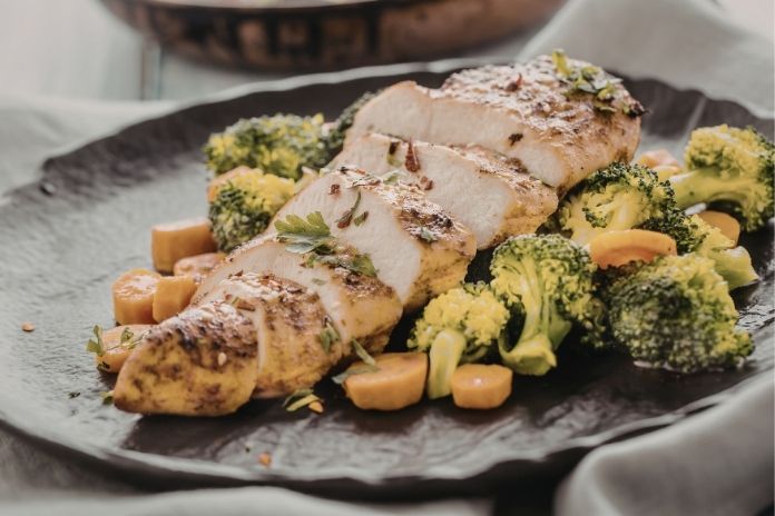 Steamed Chicken and Broccoli