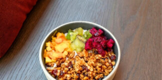Why Your Morning Granola Is Sabotaging Your Weight Loss — and 3 Better Cereals to Try Why Your Morning Granola Is Sabotaging Your Weight Loss and 3 Better Cereals to Try