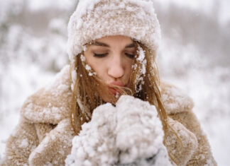 Extreme Cold Safety: How to Protect Yourself and Your Family Extreme Cold Safety How to Protect Yourself and Your Family