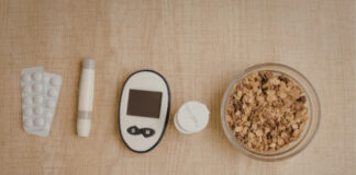 Melatonin vs. Metabolism: The Hidden Risk of “Bedtime Snacking” for Diabetes Management Melatonin vs Metabolism The Hidden Risk of Bedtime Snacking for Diabetes Management