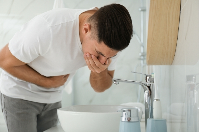 Sudden Vomiting After Eating Sudden Vomiting After Eating