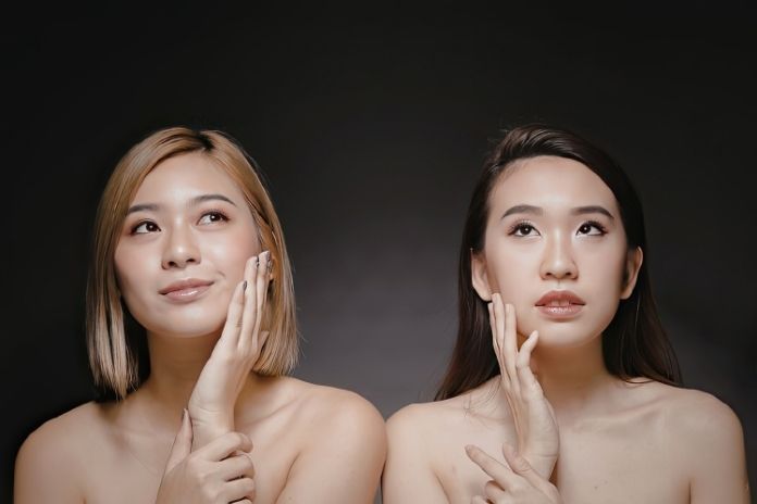 Vitamin C Around the Eyes_ What Works and What Doesnt