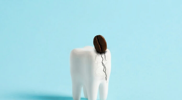 Cracked Tooth Syndrome: Symptoms, Causes, and Treatment Options Cracked Tooth Syndrome
