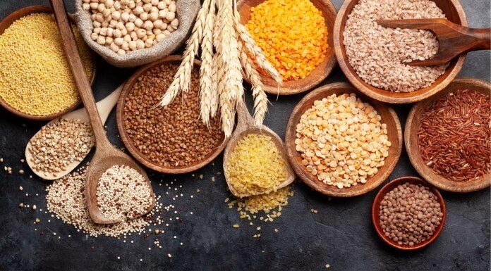 10 Heart-Healthy Grains That Help Lower Cholesterol Naturally Heart-Healthy Grains That Help Lower Cholesterol Naturally (1)