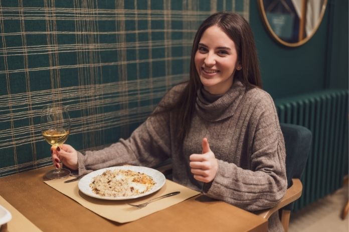 How Delegating Control May Reduce Binge Urges