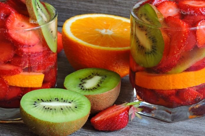Kiwi and Strawberry Infused Water