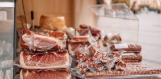 Never Buy Packaged Deli Meat if You See These 4 Signs of Spoilage Never Buy Packaged Deli Meat if You See These 4 Signs of Spoilage