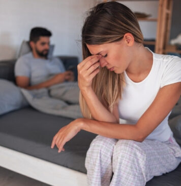 More Than “In Your Head”: 5 Physical Signs Relationship Anxiety Is Affecting Your Body More Than In Your Head 5 Physical Signs Relationship Anxiety Is Affecting Your Body