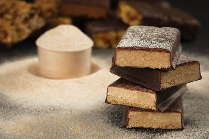 Things to Look for in a Protein Bar Things to Look for in a Protein Bar