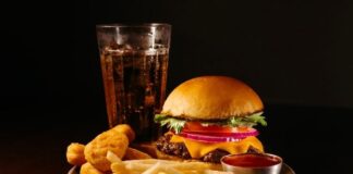 Ultra-Processed Foods and Gut Health: What the Research Really Shows Ultra-Processed Foods and Gut Health