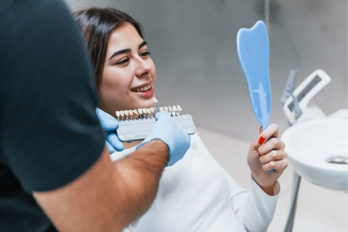 Veneers vs Crowns