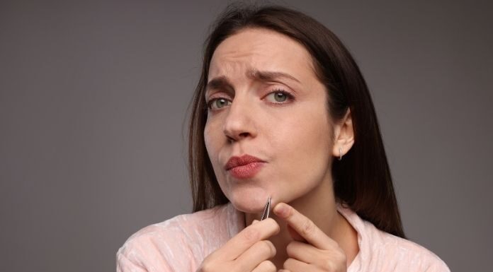 What Causes Random Dark Hairs on the Chin or Neck? A Dermatologist’s Explanation What Causes Random Dark Hairs on the Chin