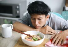 Why Am I Feeling Full So Quickly? Early Satiety Causes and When to See a Doctor Why Am I Feeling Full So Quickly