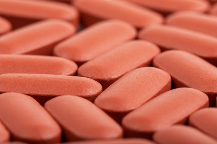 Why Taking Iron on an Empty Stomach Improves Absorption