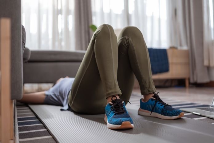 What Gym Anxiety Actually Does to Your Body
